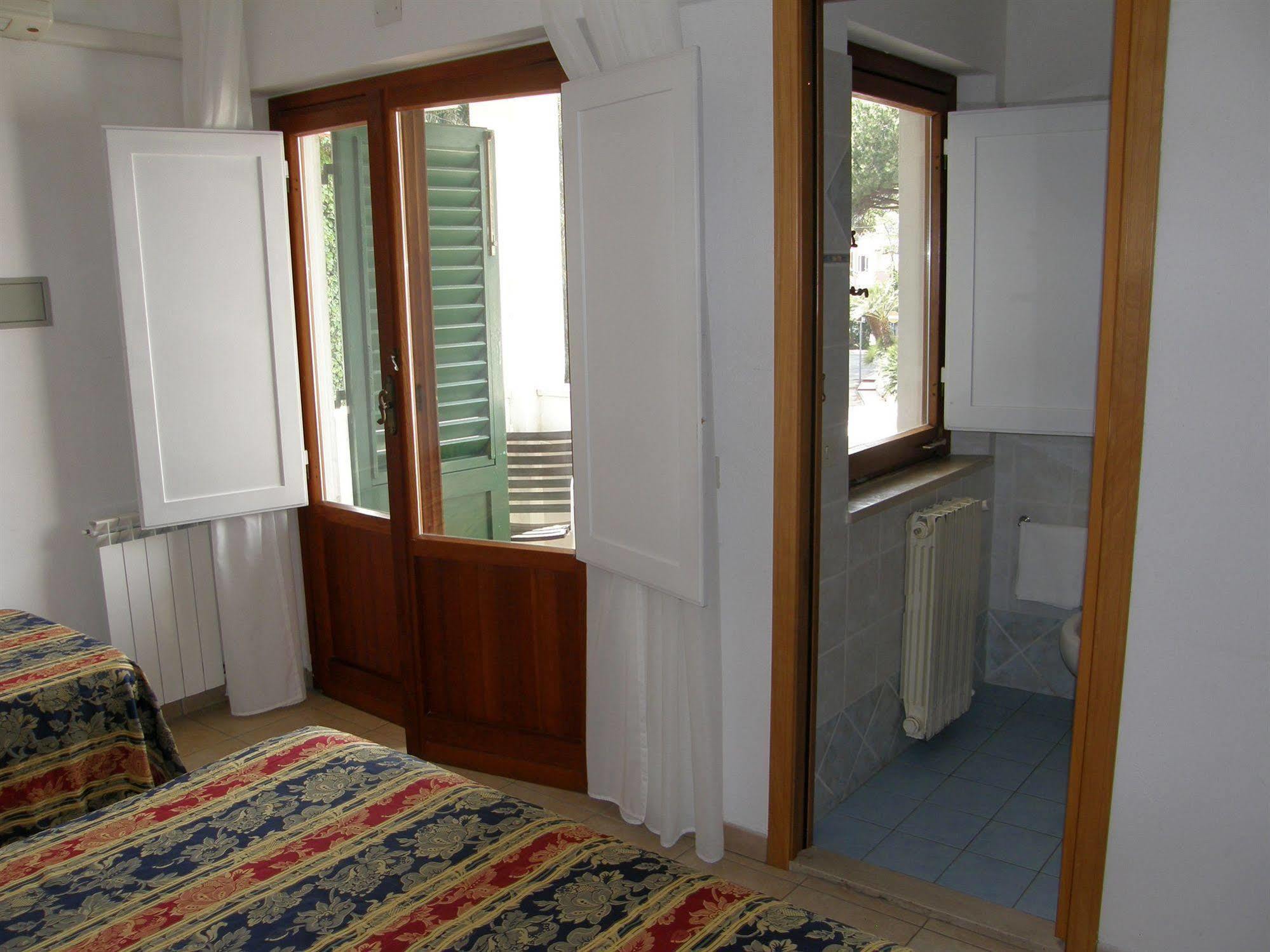 Hotel Villa Cristina ISOLA D'ELBA Dış mekan fotoğraf
